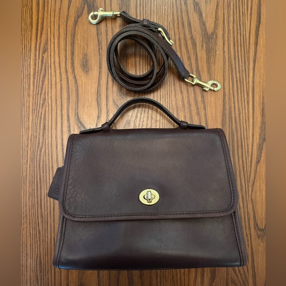 Coach | Vintage Court Bag #9870 in Mahogany - Picture 1 of 5
